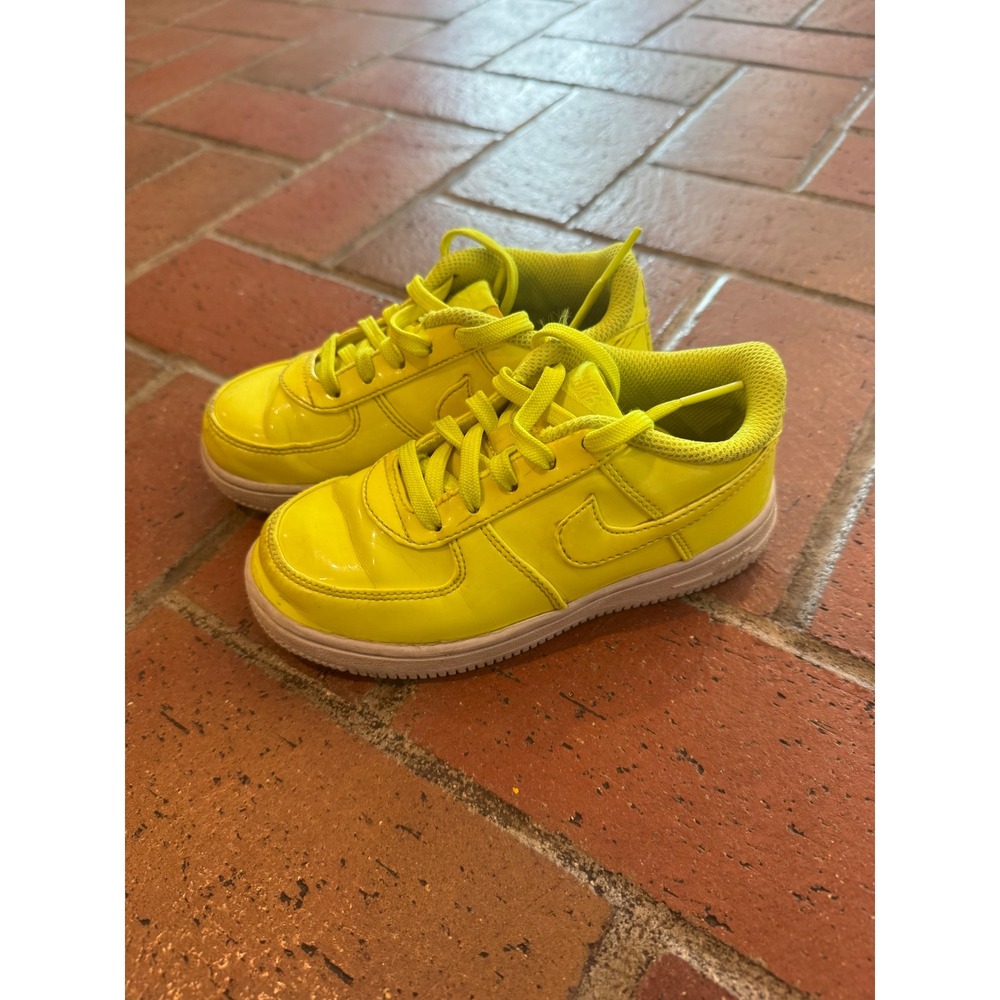 Nike Air Force 1 Low Neon Yellow Volt Patent Leather Kids Shoes 10C 314193-700